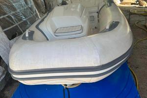 Tender Avon 320 Jet