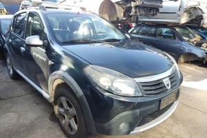 Ricambi DACIA SANDERO STEPWAY 1598cc benzina del 2