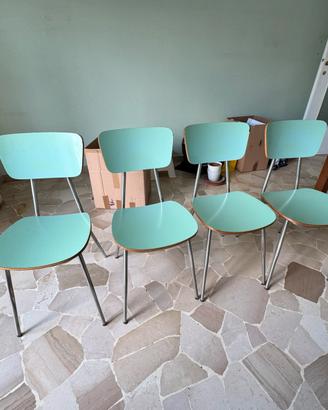 Sedie vintage in formica verde acqua