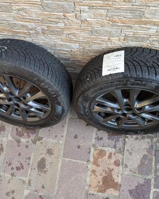 Set 4 Gomme invernali con cerchioni per Mazda-cx3