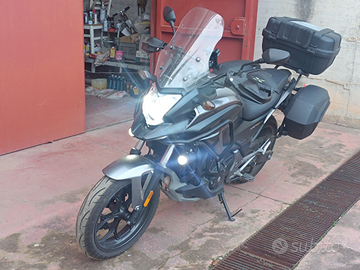Honda ncx 750