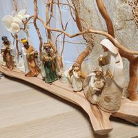 Presepe artigianale con luci
