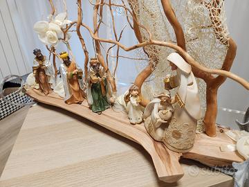 Presepe artigianale con luci