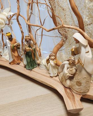 Presepe artigianale con luci