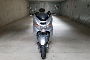 Suzuki burgman 400 2001 