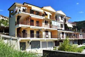 4 LOCALI A FUSCALDO