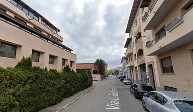 Stanza singola a Lissone con posto auto