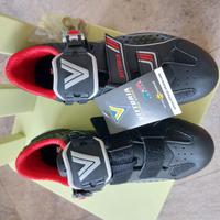 Scarpe MTB numero 41 marca Vittoria mod. IMPACT 