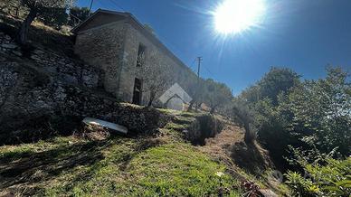 RUSTICO A MONTE SAN GIOVANNI CAMPANO