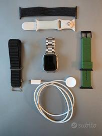 Apple Watch Series 8 45mm GPS Silver + 5 cinturini
