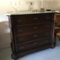 Cassettone/como’ fine ottocento con marmo