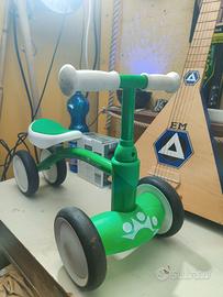 Mini Walker Triciclo