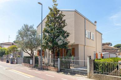 5 LOCALI A CERVIA
