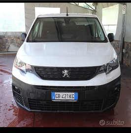 Furgone Peugeot Parner