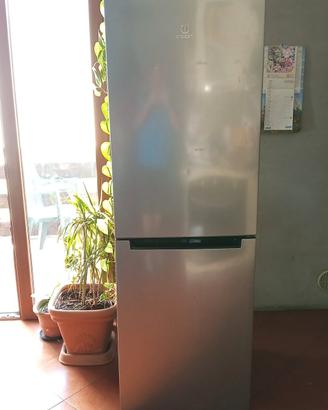 frigorifero Indesit 