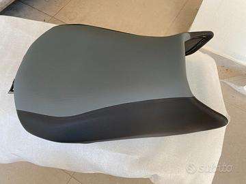 sella pilota bmw 1300 gs riscaldata  confortevole