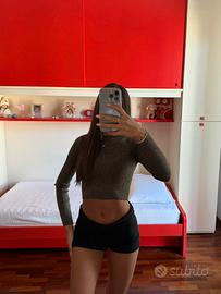 ✨ Crop top oro e nero brillantinato zara✨