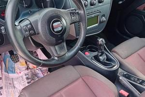 seat  leon 