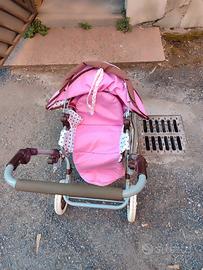 carrozzina giocattolo 