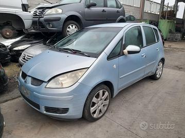 MITSUBISHI COLT 2005