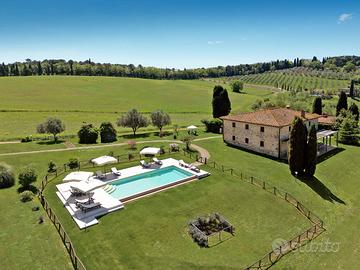 Villa con piscina e Jacuzzi - 6 camere