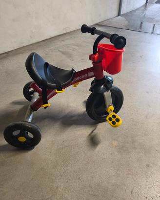 triciclo Ducati 