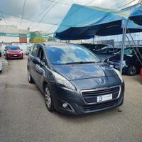Peugeot 5008 1.6 HDi 115CV Allure