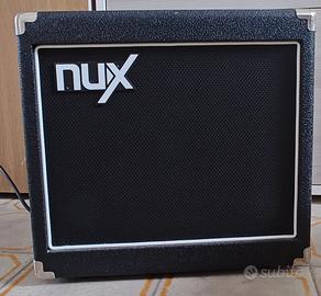 Amplificatore chitarra elettrica con effetti Nux