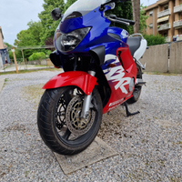 Honda cbr 600