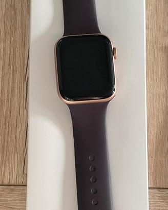 Apple watch se 44 mm gold rose