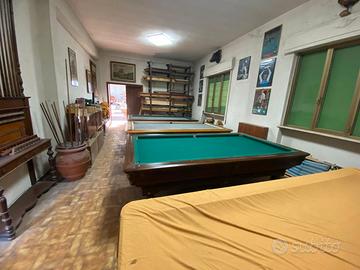 Biliardi professionali smontati – vari modelli