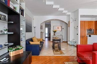 Quadrilocale arredato con possibilità box