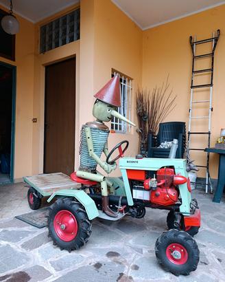 Trattorino con pinocchio e rimorchio fatto a mano