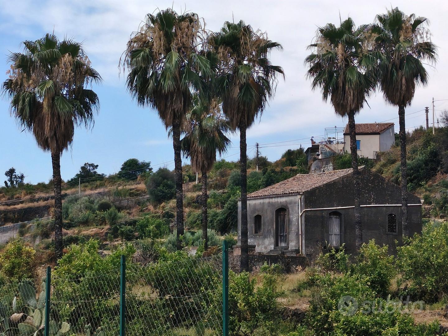Abitazione Panoramica + 10000Mq di Terreno Acireal - Vista 2