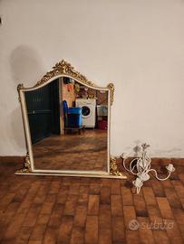 Specchio con lampadario e 2 lampade laterali