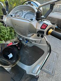 Piaggio beverly 250 09
