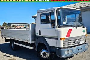 Camion pianale Nissan L70.095