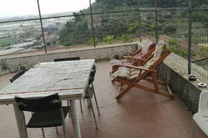 Pasqua Liguria Albenga collina 10 posti