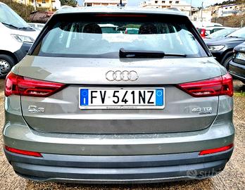 AUDI Q3 40 TDI quattro S tronic Business Advanced