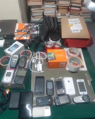 Lotto telefoni cellulari Nokia Samsung LG etc 