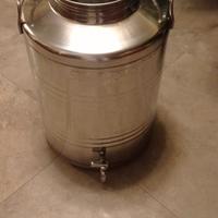 Contenitore bidone olio
