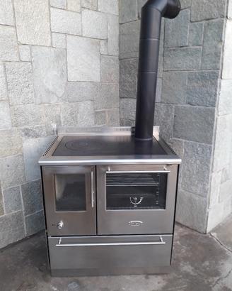 Stufa a legna vescovi 7.5 kw 