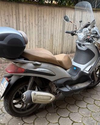 Scooter Piaggio Beverly 250 Cruiser
