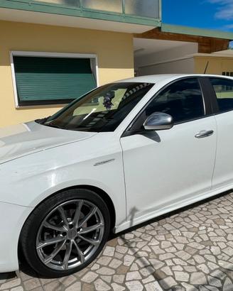 Giulietta Distinctive 2.0 140 JTDM-2
