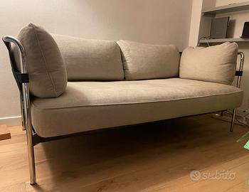 Divano HAY Can Seater,  design iconico prezzo top.