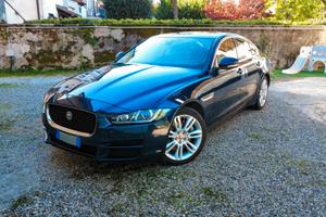 Jaguar XE 2.0d Prestige awd 180cv automatico
