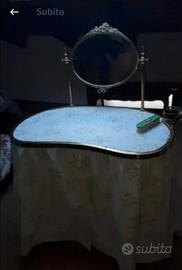 Toilette Pettineuse d'epoca in ottone