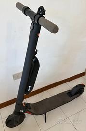 Ninebot Segway KickScooter ES2 