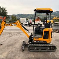 B444-Mini Escavatore idraulico JCB 18 Z-1