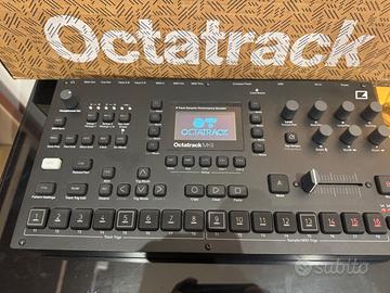 Elektron Octatrack mk2 + stand